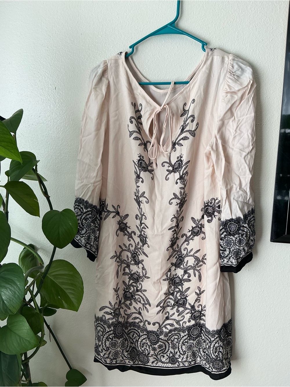 Max Studio Light Pink Embroidered Tie-Neck Tunic Dress